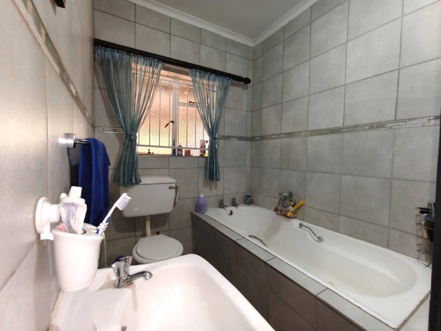 4 Bedroom Property for Sale in Fauna Free State